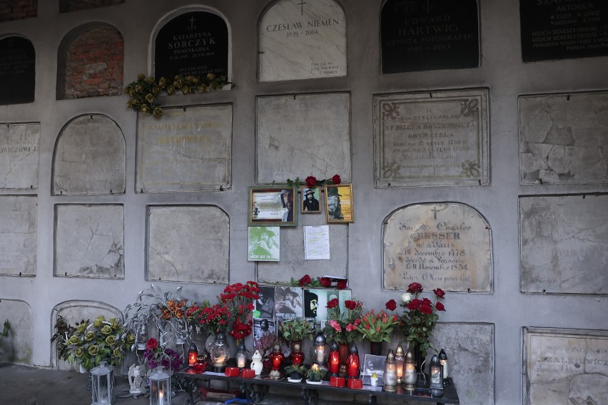 Czesław Niemen skończyłby dziś 84 lata. W sercach fanów jest wiecznie żywy. Zobacz, jak Polacy upamiętniają artystę