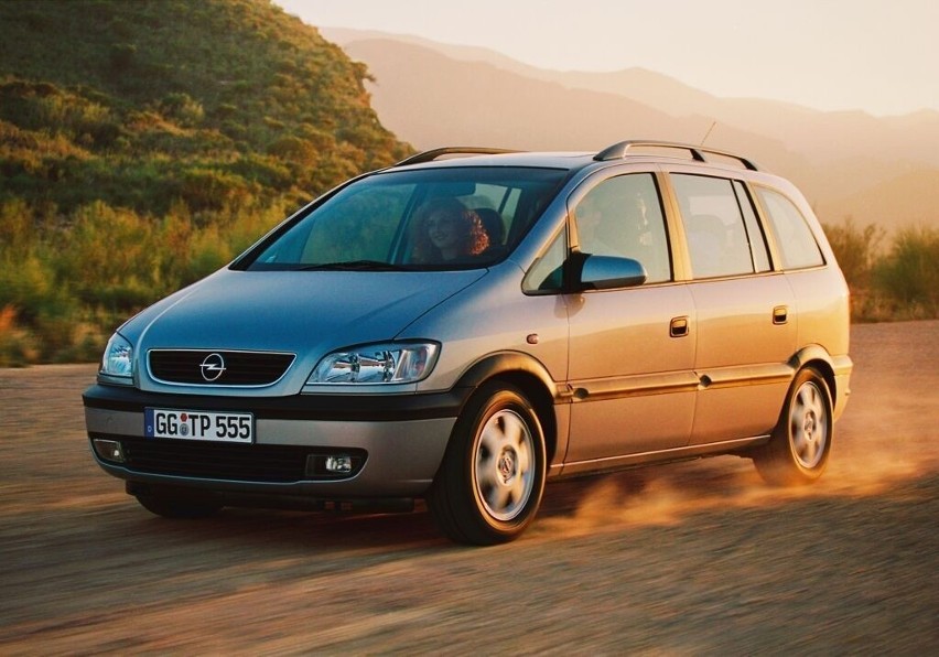 Opel Zafira A...