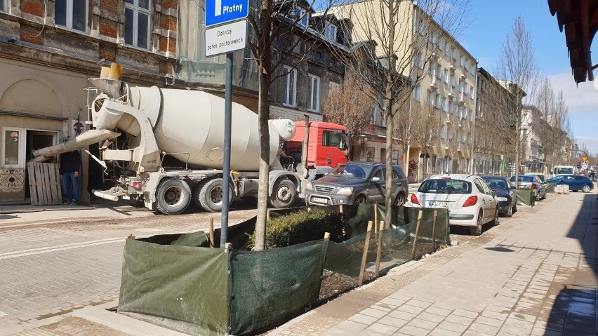 Wyremontowana ul. Wschodnia na razie nie zachwyca: „Wąsko. Nie ma gdzie zaparkować"