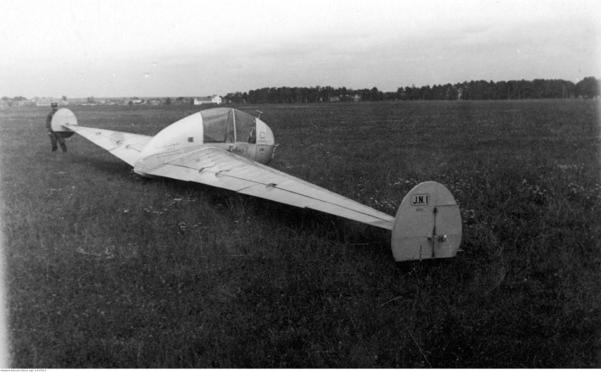 18 maja 1925 roku odbył się pierwszy próbny lot szybowca...
