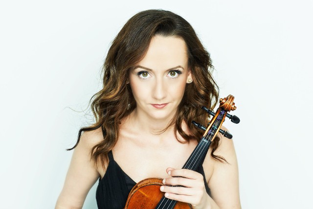 Już 8 lutego w Filharmonii Opolskiej w ramach cyklu Strefa Gwiazd będzie można posłuchać koncertu skrzypcowego A-dur Karłowicza w wykonaniu Agaty Szymczewskiej.