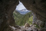 Jaskinie w Tatrach, czyli niezwykłe skalne korytarze. Które z nich można zwiedzać i o czym należy pamiętać? 