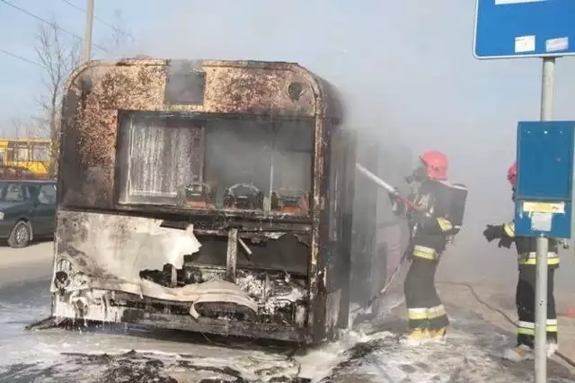 Pożar autobusu solaris w Kielcach. Do podobnego pożaru doszło w Pszowie