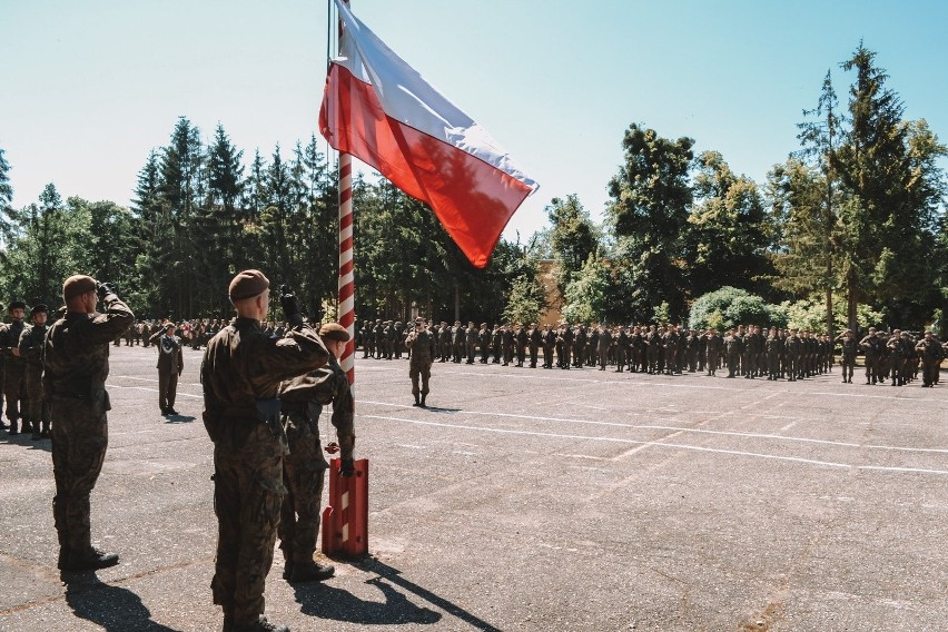 Kolejnych 65 ochotników z 83. batalionu lekkiej piechoty w...