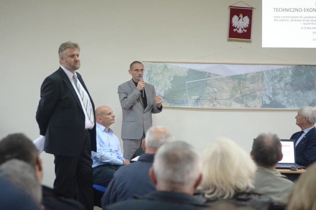 Na spotkaniu w gminie Gielniów projektanci przedstawili zainteresowanym mieszkańcom warianty przebiegu trasy S12.