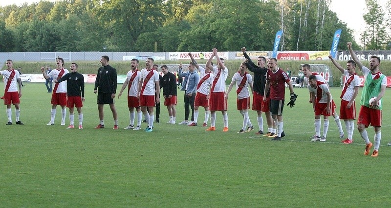 Awans piłkarzy ŁKS do I ligi. Zobacz radość zawodników i kibiców klubu [dużo zdjęć]