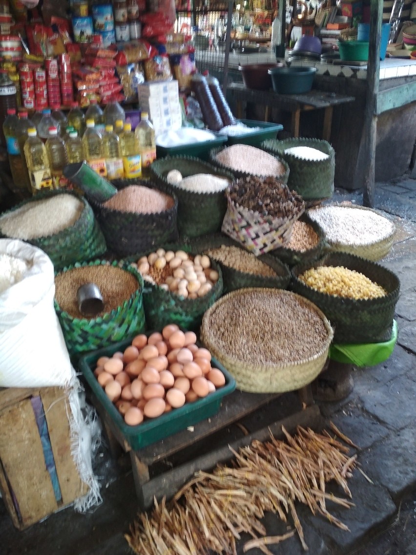 Cząstka serca gorliczan pojechała na Madagaskar w postaci sprzętu medycznego. Jednym z wolontariuszy jest Kacper Dziedzic z Lipinek