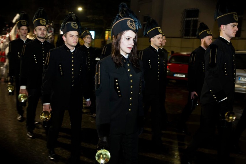 Miejsce tuż za podium zajęli górnicy ze średnią 6,2 tys. zł.