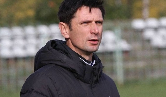 Tadeusz Krawiec, trener Alitu Ożarów.