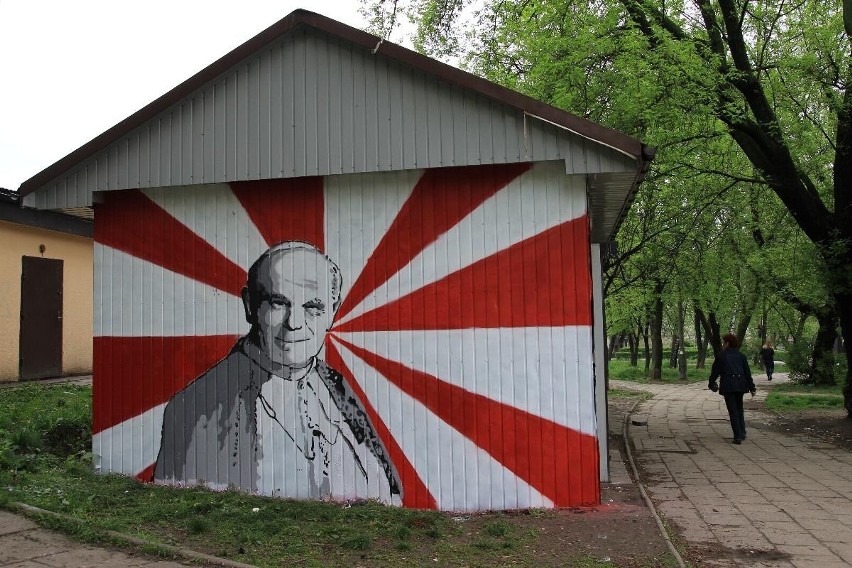 Papieskie graffiti na Kozłówku