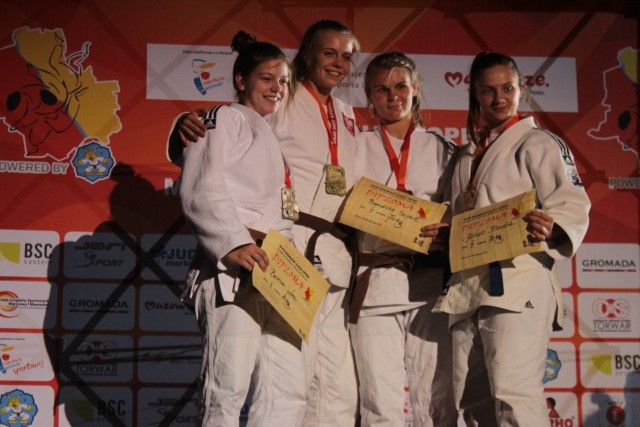 Tak Eliza Wróblewska (z lewej) cieszyła się ze zwycięstwa w turnieju PP Warsaw Judo Open