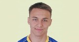 Wisła Kraków zrezygnowała z jego transferu. Denis Mitrofanow zadebiutował w Kajracie Ałmaty. Zmienił byłego reprezentanta Brazylii