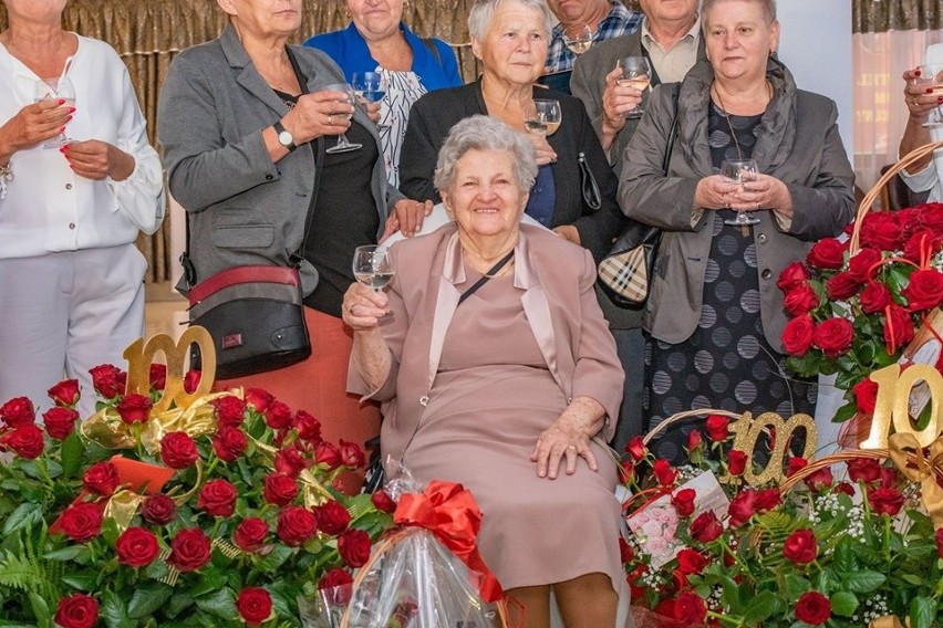 Pani Helena Mróz z Sędziszowa skończyła 100 lat!