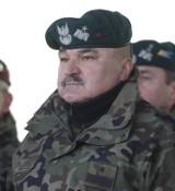 Generał Bartniak nowym dowódcą "dwunastki" [film] 