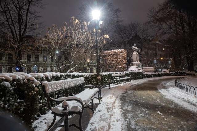 Przed nami kolejna bardzo mroźna noc. Czy w poniedziałek pojawi się ocieplenie?