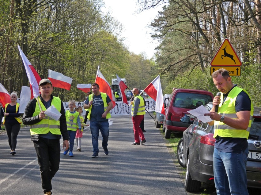 Mieszkańcy gminy Trzebiechów zablokowali wojewódzką drogę nr...