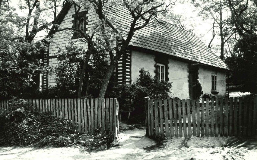 Dom mieszkalny z 1924 r., fot. J. Chomicki, 1983 r.