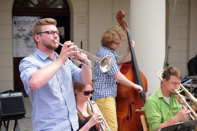 W niedzielę podczas kolejngo koncertu z cyklu „Swingująca Starówka” usłyszymy młodą poznańską grupę Happy Jazz Band