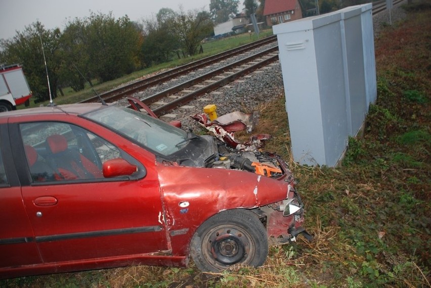To cud, że kierowca przeżył zderzenie z pociągiem