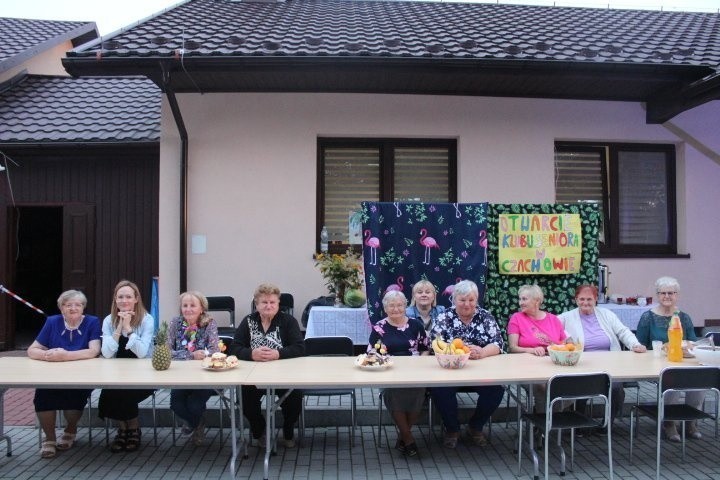 Aktywni mieszkańcy działają w nowym Klubie Seniora w Czachowie w gminie Ożarów (ZDJĘCIA)