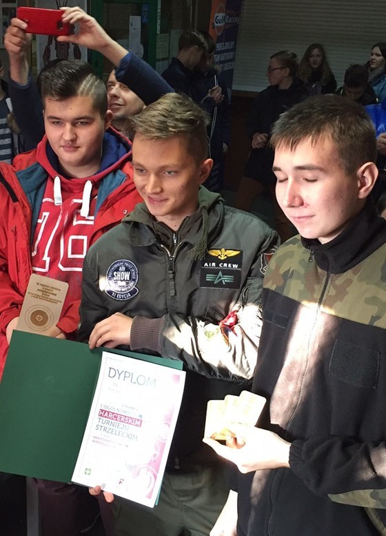 Ogólnopolski Harcerski Turniej Strzelecki z okazji Narodowego Święta Niepodległości dał zwycięstwo harcerzom z Belska Dużego.