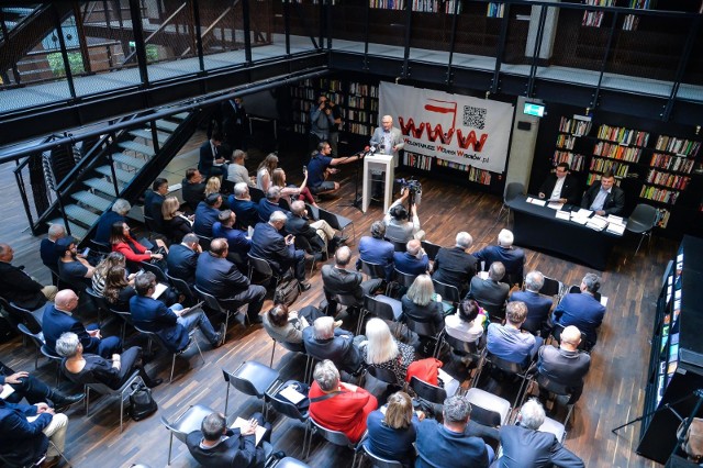 23.06.2018 Gdańsk, Europejskie Centrum Solidarności. Lech Wałęsa reaktywuje Komitet Obywatelski, który ma czuwać nad prawidłowym wynikiem wyborów