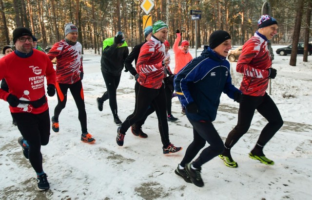 W niedzielę (26 grudnia 2021) w Myślęcinku z Run Bydgoszcz była okazja spalić świąteczne kalorie po pierogach i innych przysmakach. Grupa biegowa zaprasza jednak na wspólne treningi nie tylko od święta