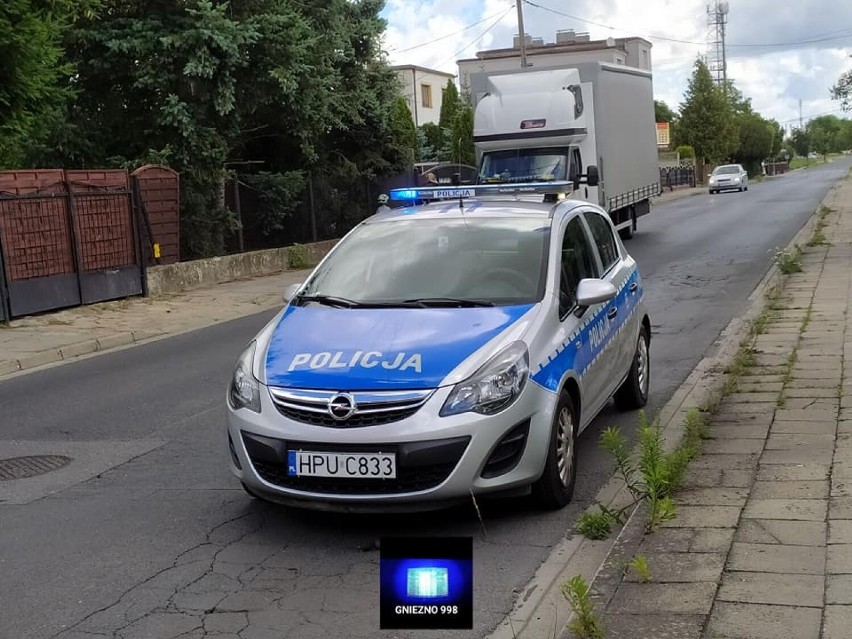 Na miejsce przybyła policja, straż pożarna i pogotowie...