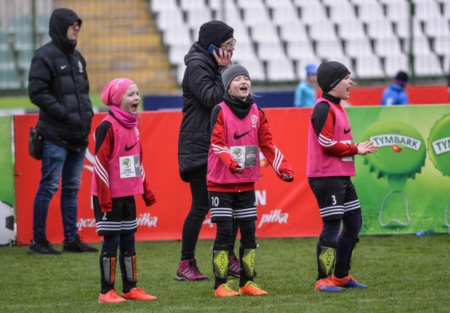 Finał wojewódzki turnieju "Z podwórka na stadion o puchar Tymbarku" w kwietniu 2019 roku