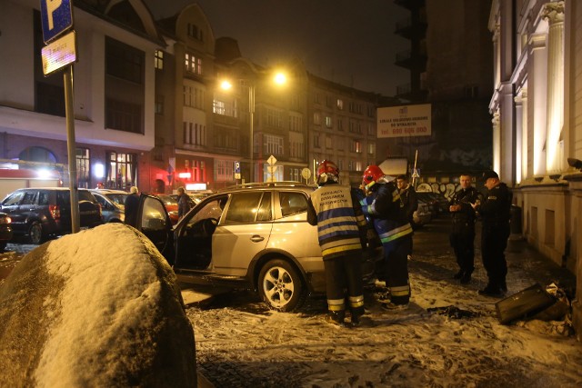 Przy Placu Wolności zapalił się 4 lutego samochód osobowy