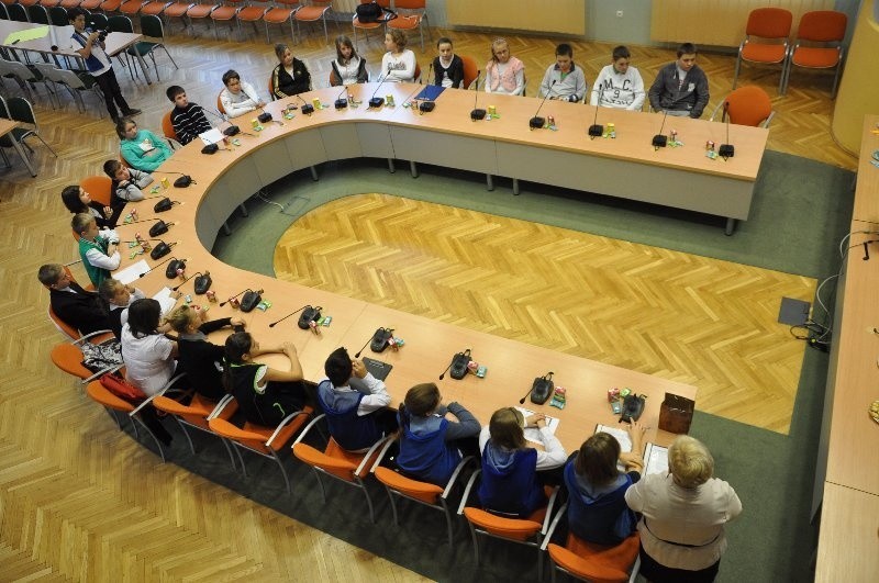 Pierwsza sesja Dziecięcej Rady Miasta w Kluczborku.