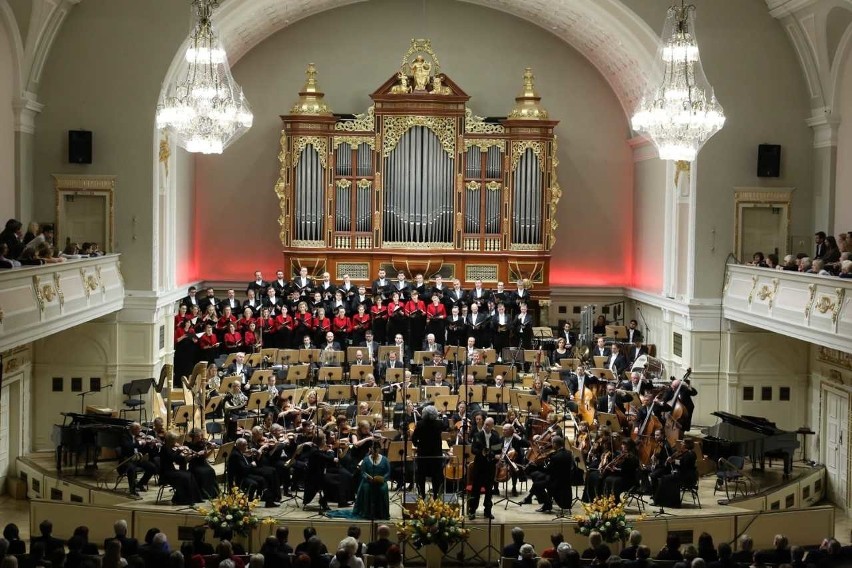 Orkiestra Filharmonii Poznańskiej, soliści, Chór Filharmonii...