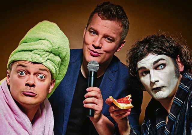 Kabaret Smile tworzą Andrzej Mierzejewski, Michał Kincel i Paweł Szwajgier