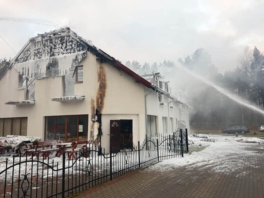 Do dużego pożaru zajazdu doszło w miejscowości Buczyny. Na...