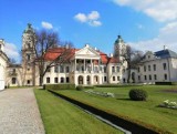 Muzeum Zamoyskich w Kozłówce znowu będzie otwarte. Zwiedzanie w maseczkach, grupy do 5 osób 