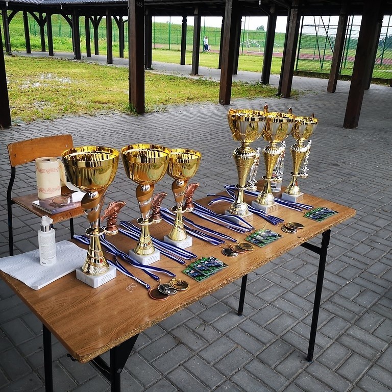 W zawodach wędkarskich w Baranowie Sandomierskim rywalizowali starsi i młodsi. Kto wygrał? (ZDJĘCIA)