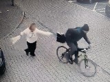 Kradzież na wyrwę we Wrocławiu. Mężczyzna jeździł na rowerze i wyrwał siedmiu kobietom torebki
