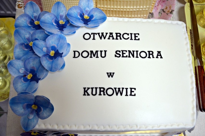 Wspaniałe otwarcie klubu Senior + w Kurowie. Wójt Andrzej Grządziel przeciął wstęgę [ZDJĘCIA]