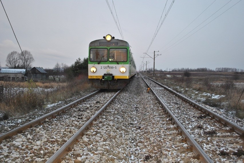 Śmiertelny wypadek na torach kolejowych w Zbożennie.