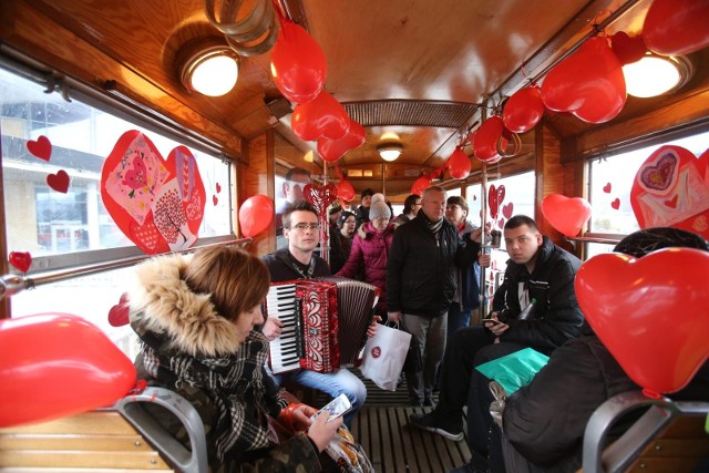 W Katowicach nowym tramwajom dano imiona: Pyjter, Cila, Alojz i Barbórka.