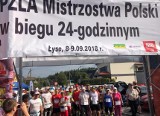 Mistrzostwa Polski w Biegu 24-godzinnym w Łysych rozpoczęte! Możecie pokibicować biegaczom [PROGRAM ZAWODÓW]