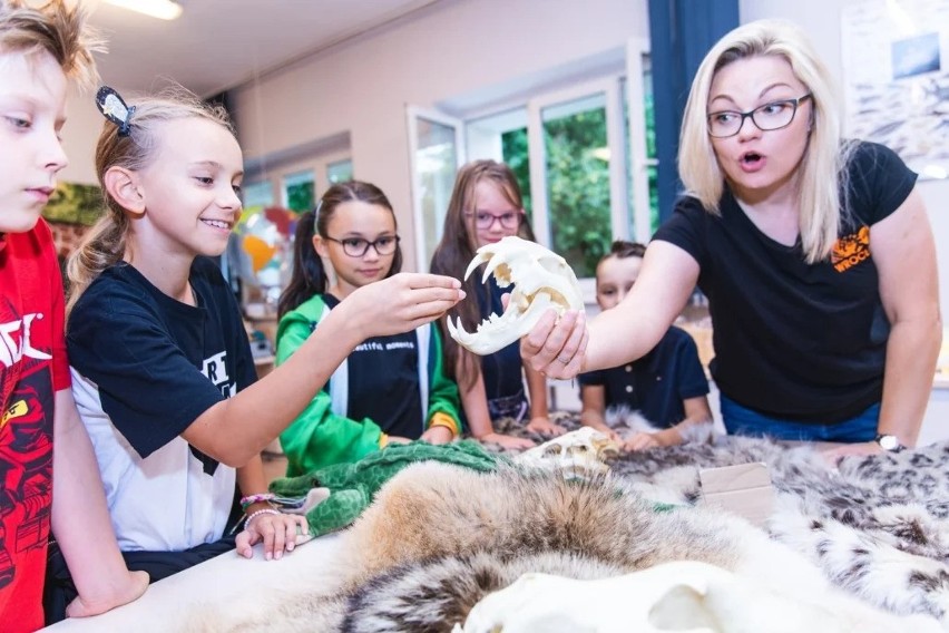 Wrocławskie zoo zaprasza dzieci na wakacyjne półkolonie....