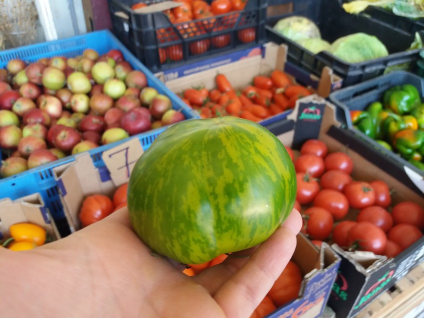 Pomidor cytrynowy kosztuje 7 zł za kg.