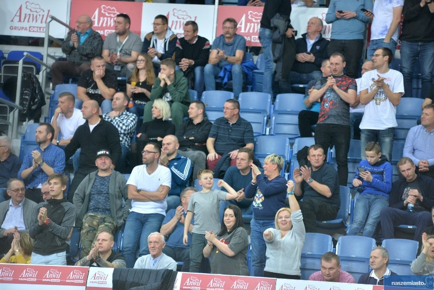 Kibice i Cheerleaders Włocławek podczas meczu Anwil Włocławek - King Szczecin [zdjęcia]