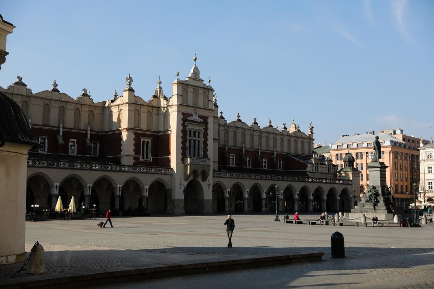Kraków. Sukiennice otwarte od 9 maja po dwóch miesiącach kwarantanny 