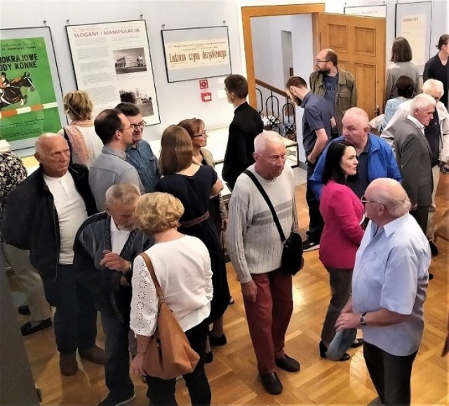 Muzeum Okręgowe w Lesznie przyłącza się do akcji Ministerstwo Kultury i Dziedzictwa Narodowego, i w najbliższą niedzielę - 1 października, zaprasza seniorów do uczestniczenia w wydarzeniach edukacyjnych za symboliczną cenę biletu wstępu w wysokości 1 zł. Przygotowane przez muzeum atrakcje rozpoczną się o godzinie 15.00.