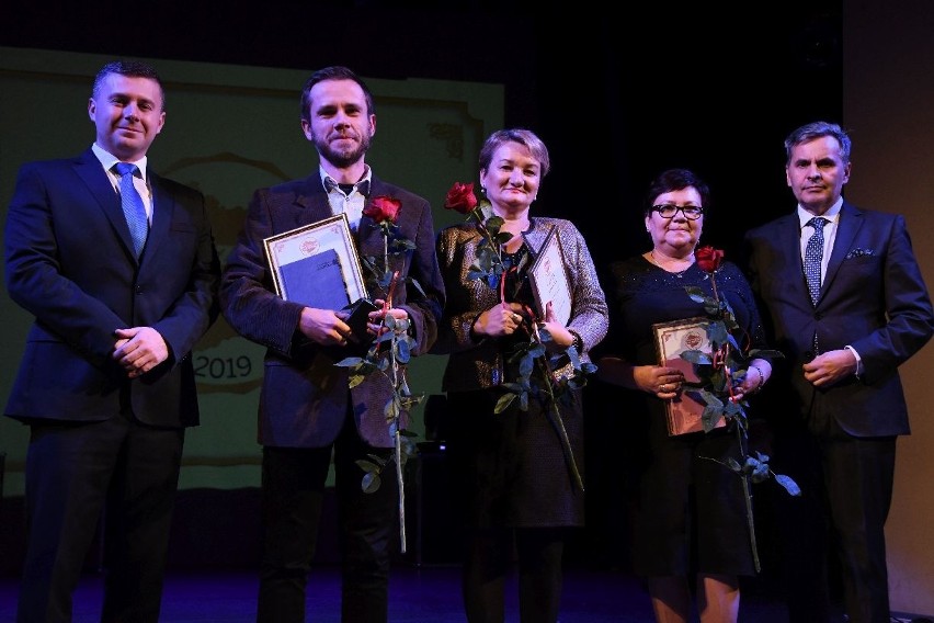 Nauczyciel na medal 2019. Nagrodziliśmy laureatów w powiecie kazimierskim [WIDEO, ZDJĘCIA]