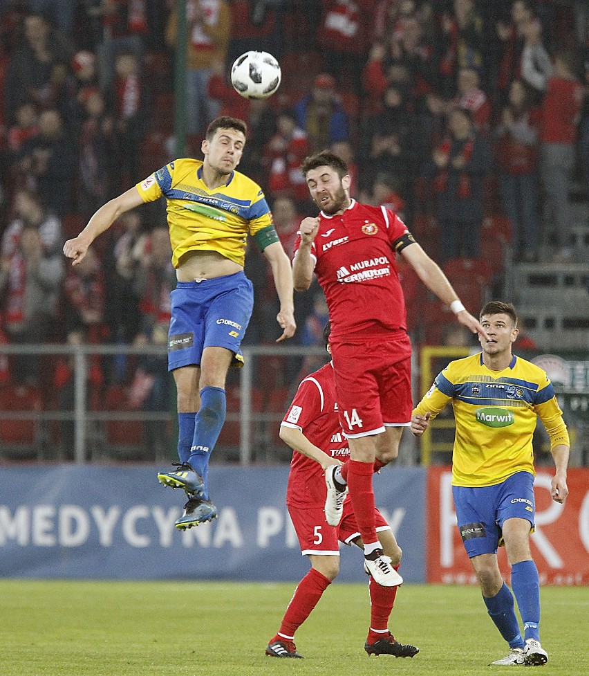 Kibice na meczu Widzew Łódź - Elana Toruń który zakończył się remisem 1:1.