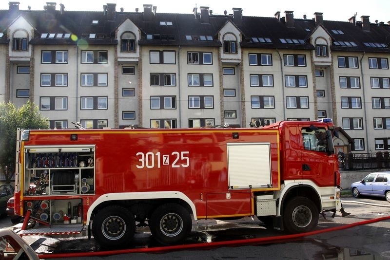 Pożar czteropiętrowego domu w Szczecinie