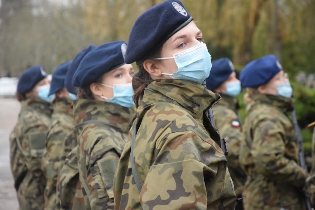 Uroczystości odbywały się na cmentarzu komunalnym przy ul. Żwirowej, obok pomnika Ofiar Stalinizmu, który jest przy głównej alei.